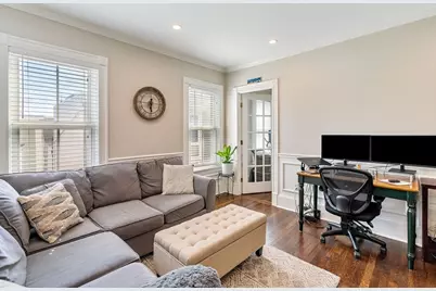 176 Bowen St #3, Boston, MA 02127 - Photo 2