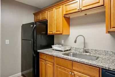21 Margin St #34, Lynn, MA 01905 - Photo 8