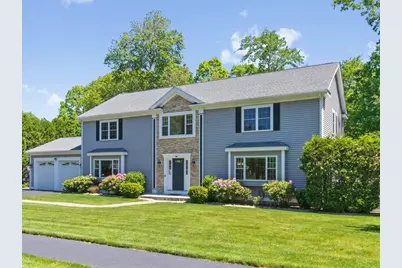 32 Lauricella Lane, Waltham, MA 02452 - Photo 1
