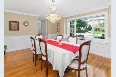 32 Lauricella Lane, Waltham, MA 02452 - Photo 14