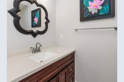 32 Lauricella Lane, Waltham, MA 02452 - Photo 22