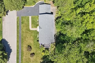 32 Lauricella Ln, Waltham, MA 02452 - Photo 34