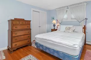 38 Greenwood Ln, Waltham, MA 02451 - Photo 22