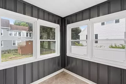 89 Bunker Hill Ave, Lowell, MA 01850 - Photo 4