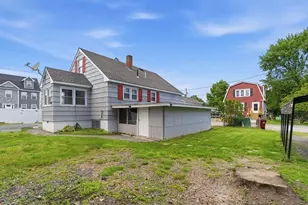 89 Bunker Hill Ave, Lowell, MA 01850 - Photo 36