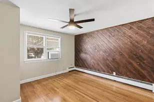 89 Bunker Hill Ave, Lowell, MA 01850 - Photo 16