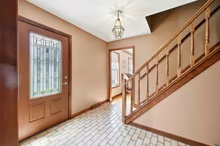 2 Christopher Cir, Wilbraham, MA 01095 - Photo 8