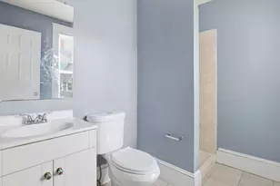 7 Corbet St, Boston, MA 02124 - Photo 10