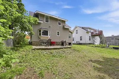 22 Lauf St, Worcester, MA 01602 - Photo 32