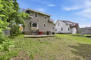 22 Lauf St, Worcester, MA 01602 - Photo 32
