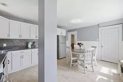 22 Lauf St, Worcester, MA 01602 - Photo 18