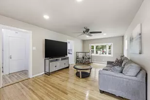 22 Lauf St, Worcester, MA 01602 - Photo 8