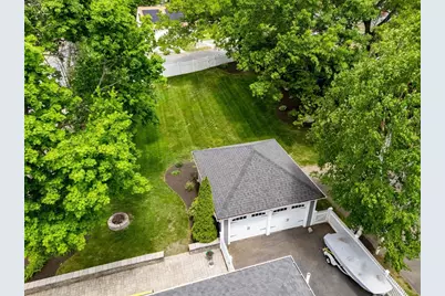 77 Corbett St, Andover, MA 01810 - Photo 2