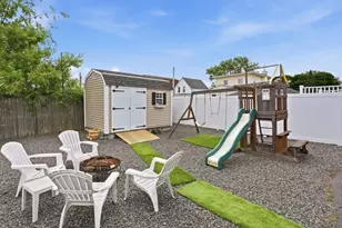28 Houston Ave, Saugus, MA 01906 - Photo 10