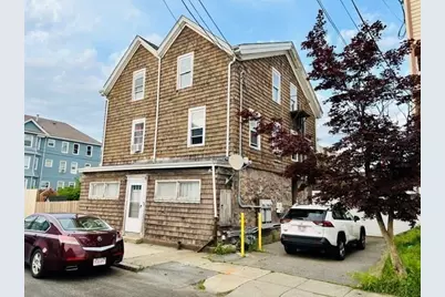 77 Fulton St, Fall River, MA 02720 - Photo 2