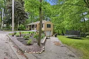 8 Woodside Terrace, Auburn, MA 01501 - Photo 4