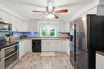 8 Woodside Ter, Auburn, MA 01501 - Photo 14