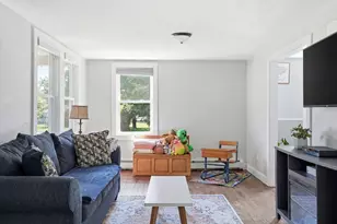 72 Pembroke Ave, Acushnet, MA 02743 - Photo 8