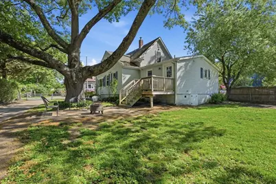 72 Pembroke Ave, Acushnet, MA 02743 - Photo 34
