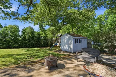 72 Pembroke Ave, Acushnet, MA 02743 - Photo 32