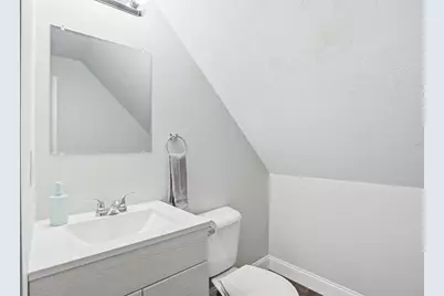 72 Pembroke Ave, Acushnet, MA 02743 - Photo 28
