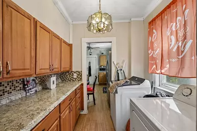 152-154 Glen St, Somerville, MA 02145 - Photo 4