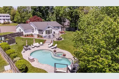 15 Fernwood Road, Saugus, MA 01906 - Photo 10