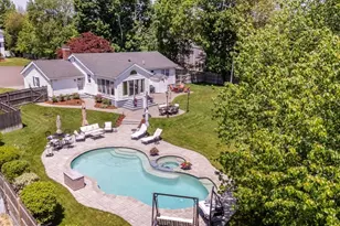 15 Fernwood Rd, Saugus, MA 01906 - Photo 10