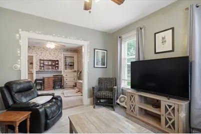 36 Oxford Ave, Haverhill, MA 01835 - Photo 10