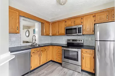 655 Pleasant St #4, Weymouth, MA 02189 - Photo 6