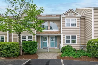 655 Pleasant St #4, Weymouth, MA 02189 - Photo 1