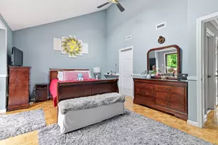 655 Pleasant St, Weymouth, MA 02189 - Photo 16