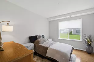 201 Nassau Dr, Springfield, MA 01129 - Photo 18
