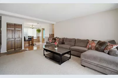201 Nassau Dr #201, Springfield, MA 01129 - Photo 4