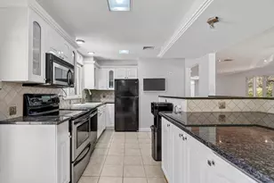 19 Sutcliffe Park, Newton, MA 02461 - Photo 16