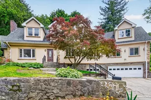 19 Sutcliffe Park, Newton, MA 02461 - Photo 2