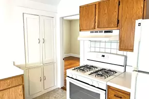 5 Adams St, Salem, MA 01970 - Photo 2
