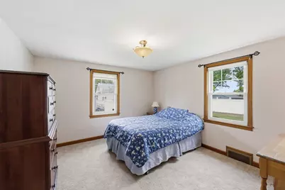 271 Wildermere St, Chicopee, MA 01020 - Photo 24