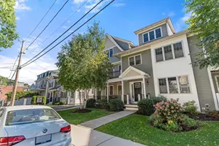 22 Hawthorne St, Boston, MA 02119 - Photo 32