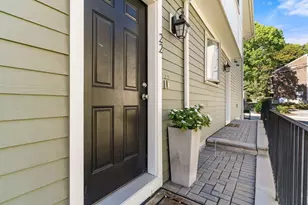 22 Hawthorne St, Boston, MA 02119 - Photo 30