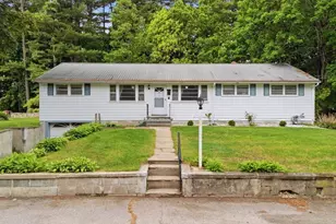 11 Mcfarlin Rd, Chelmsford, MA 01824 - Photo 2