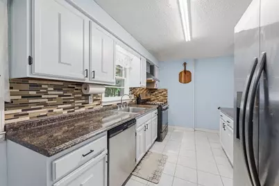 11 McFarlin Rd, Chelmsford, MA 01824 - Photo 12