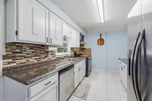 11 Mcfarlin Rd, Chelmsford, MA 01824 - Photo 12