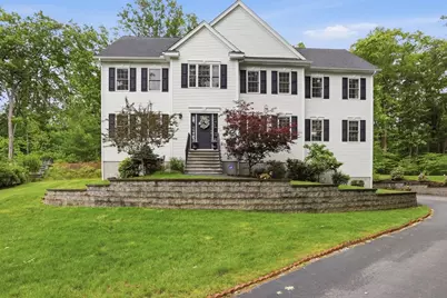 4 Murray Hill Circle, Wilmington, MA 01887 - Photo 1