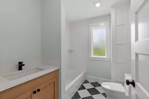 61 Warren St, Medford, MA 02155 - Photo 14