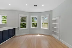 61 Warren St, Medford, MA 02155 - Photo 8