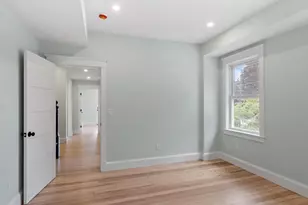 61 Warren St, Medford, MA 02155 - Photo 18