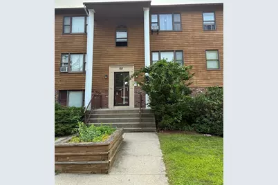 60 Chapin St #D, Holyoke, MA 01040 - Photo 1