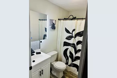 60 Chapin St #D, Holyoke, MA 01040 - Photo 14