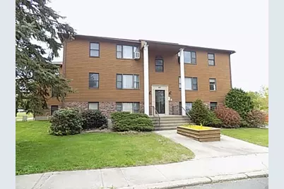 60 Chapin St #D, Holyoke, MA 01040 - Photo 1